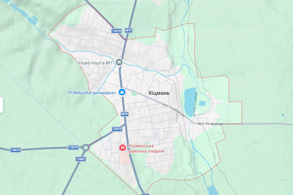 Реклама на білбордах у місті Кіцмань Чернівецької області